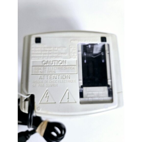 Vintage Sony ICF-C150 Digicube Ivory Alarm Clock AM/FM Radio Works Great - Picture 6 of 7